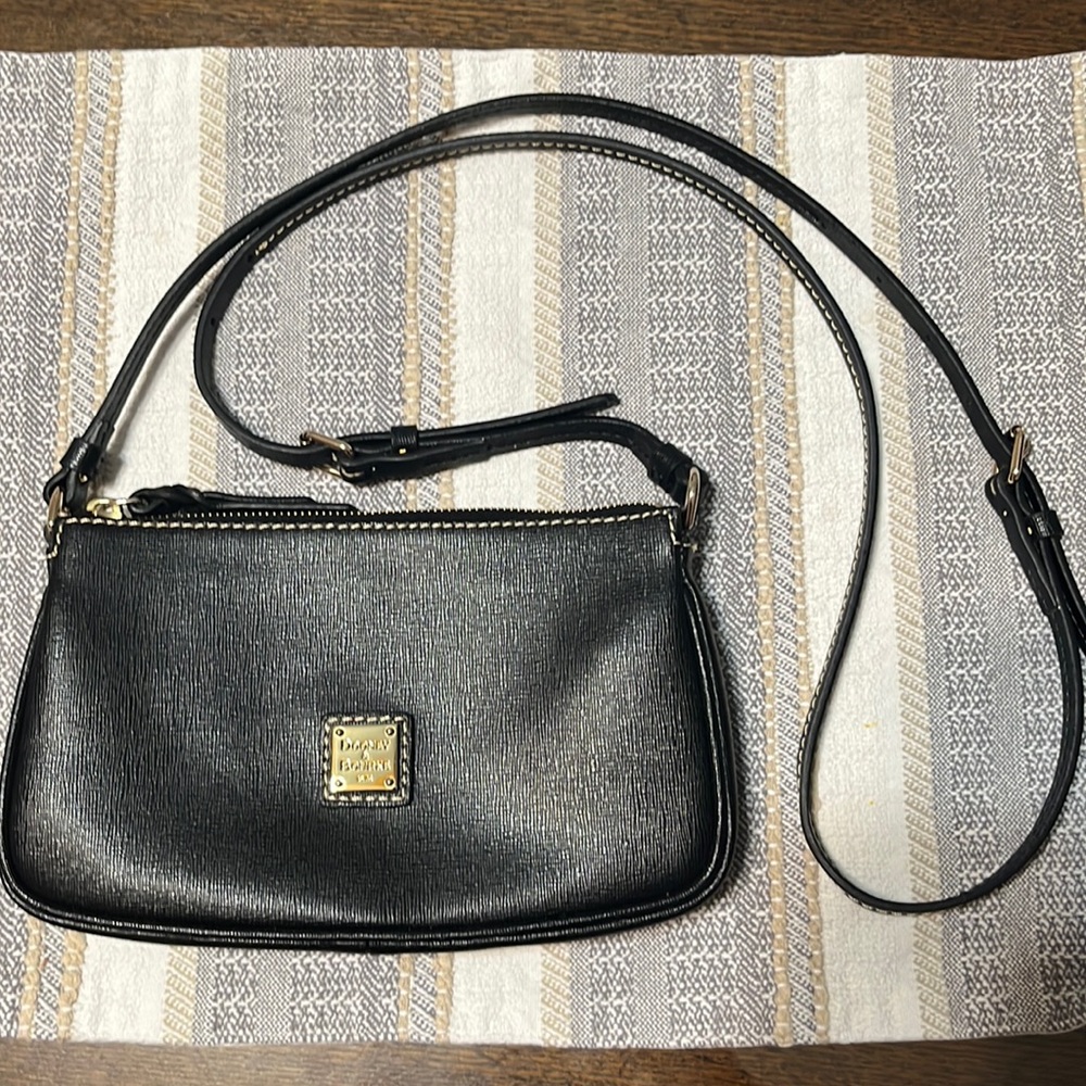 Dooney & Bourke Lexi Crossbody
